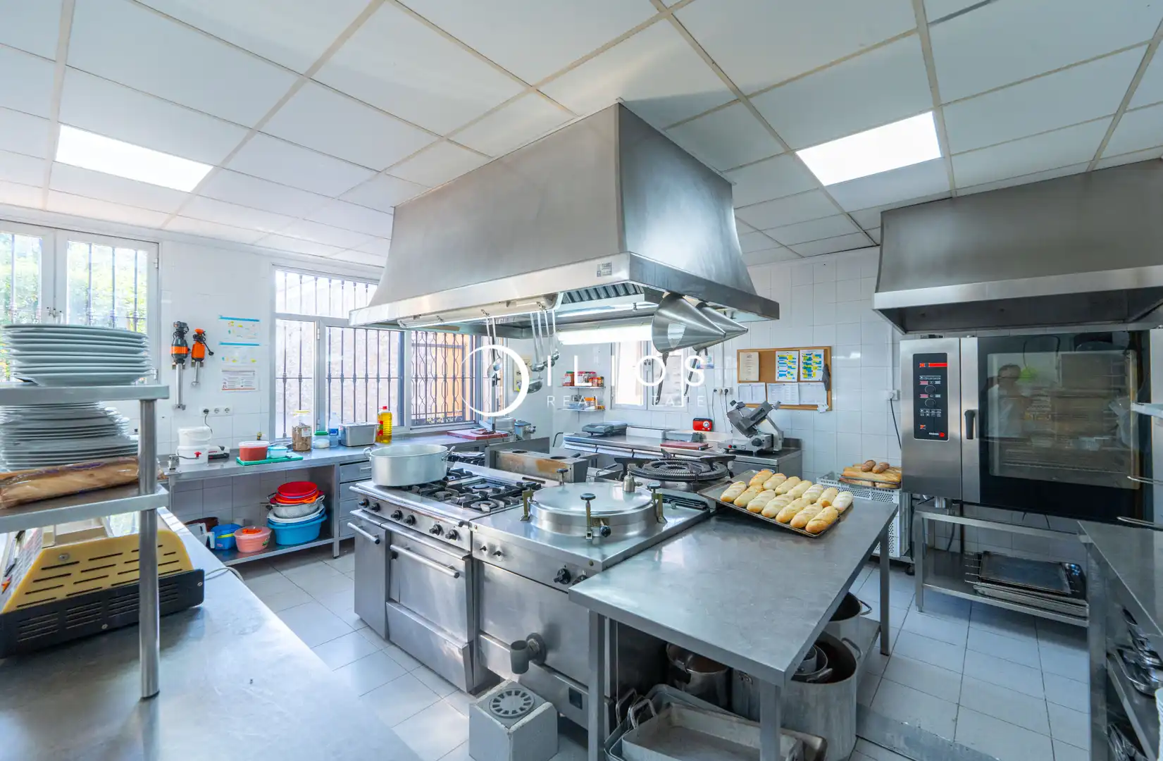 Cocina de Edificio en venta en Olocau con Piscina comunitaria