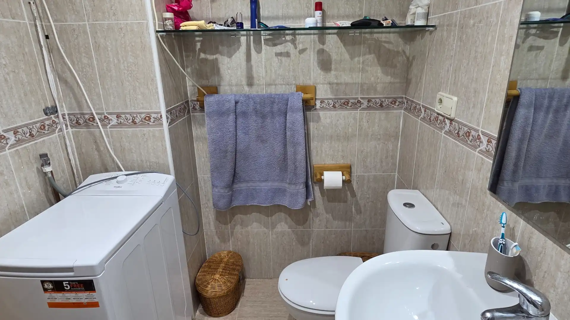 Baño de Piso en venta en Cartagena con Aire acondicionado, Trastero y Amueblado