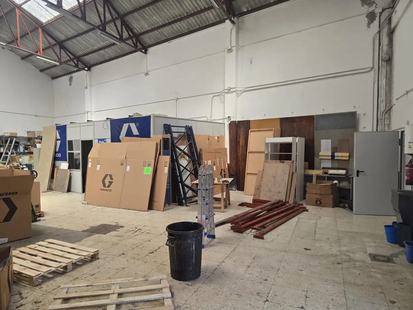 Industrial buildings for sale in Alcorcón