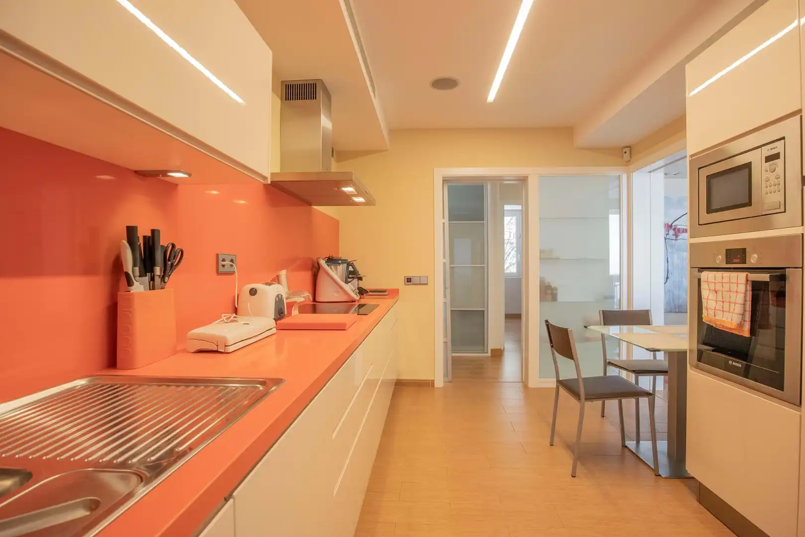 Kitchen of Flat for sale in Santa Cruz de Tenerife  with Air Conditioner, Furnished and Jacuzzi