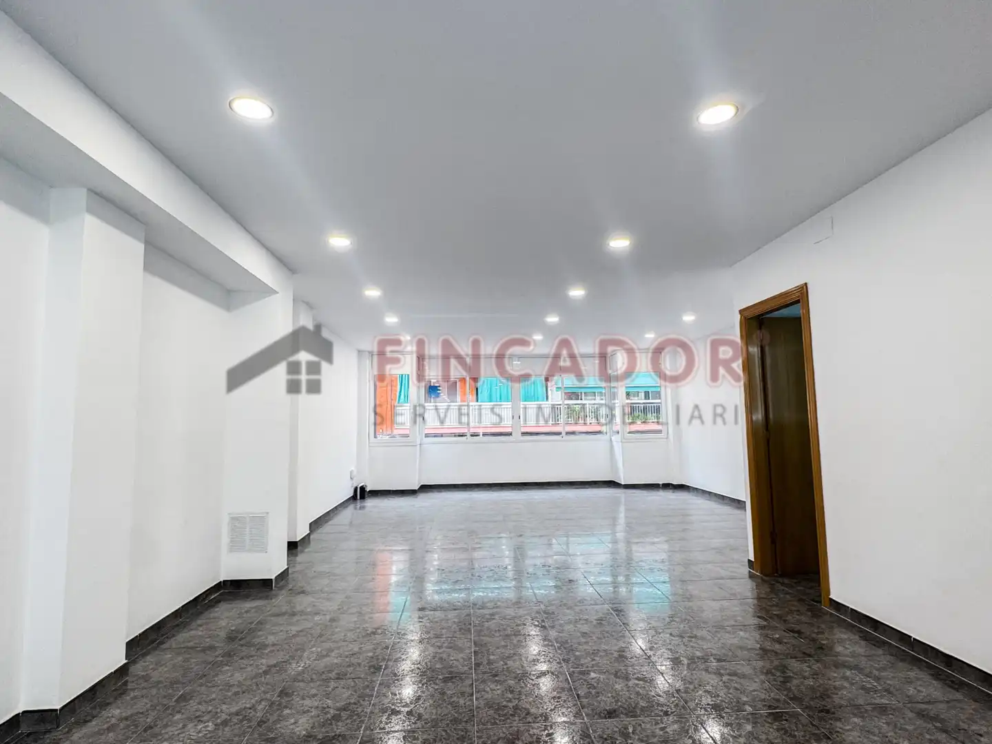 Business premises for sale in Carrer de Don Pelayo, imagen 8