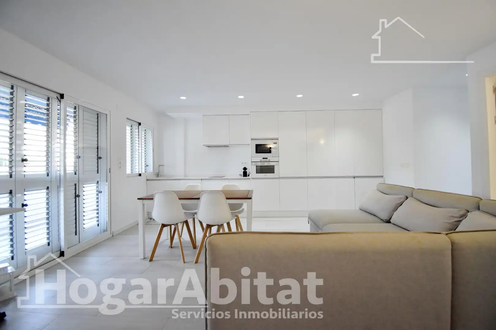 Sala d'estar de Pis en venda en Cullera amb Jardí privat, Terrassa i Moblat