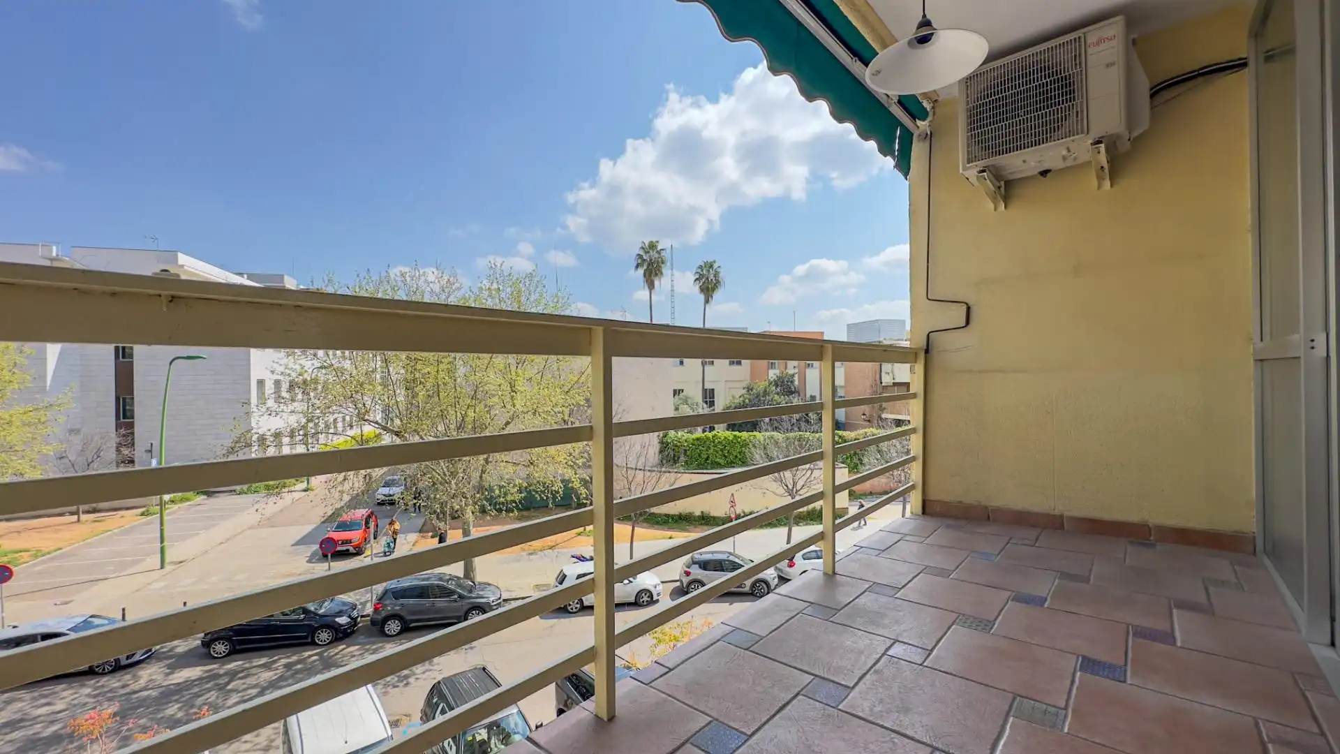 Piso en venta en Avenida del Aeropuerto, Vista Alegre - Parque Cruz Conde