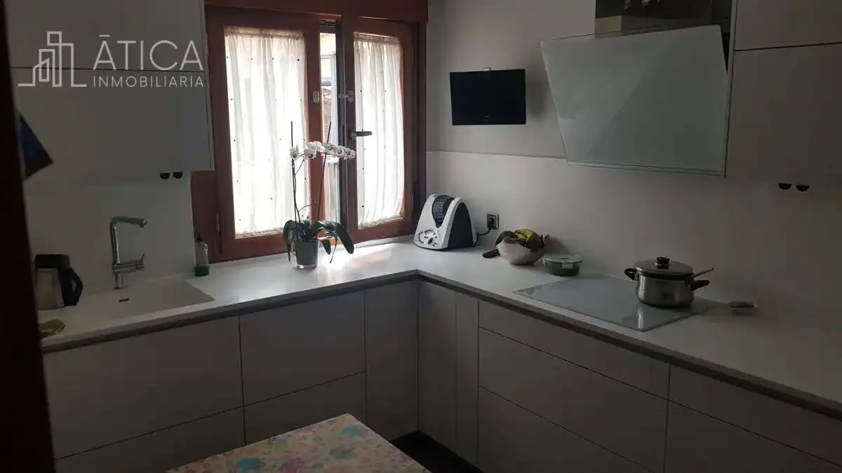 Kitchen of Flat for rent in Salamanca  with Heating, Storage room and Community pool
