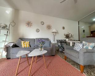 Sala d'estar de Apartament de lloguer en  Córdoba Capital amb Aire condicionat, Moblat i Rentadora