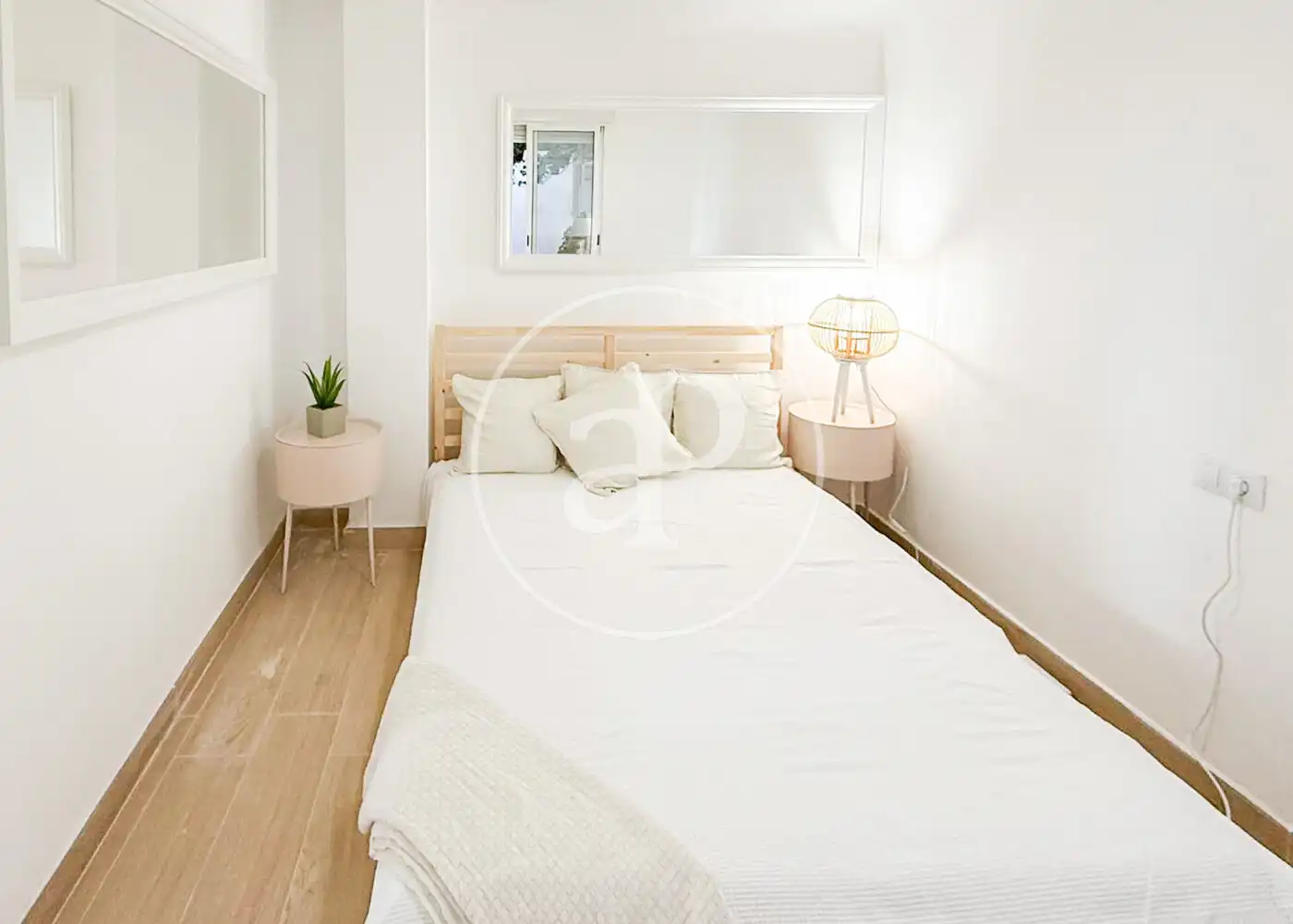 Bedroom of Flat for sale in Valencia  with Air Conditioner, Heating and Terrace