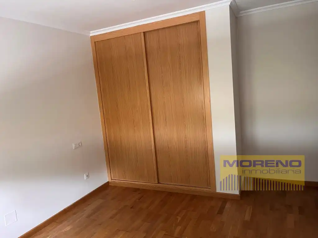 Dormitori de Pis en venda en Sarria