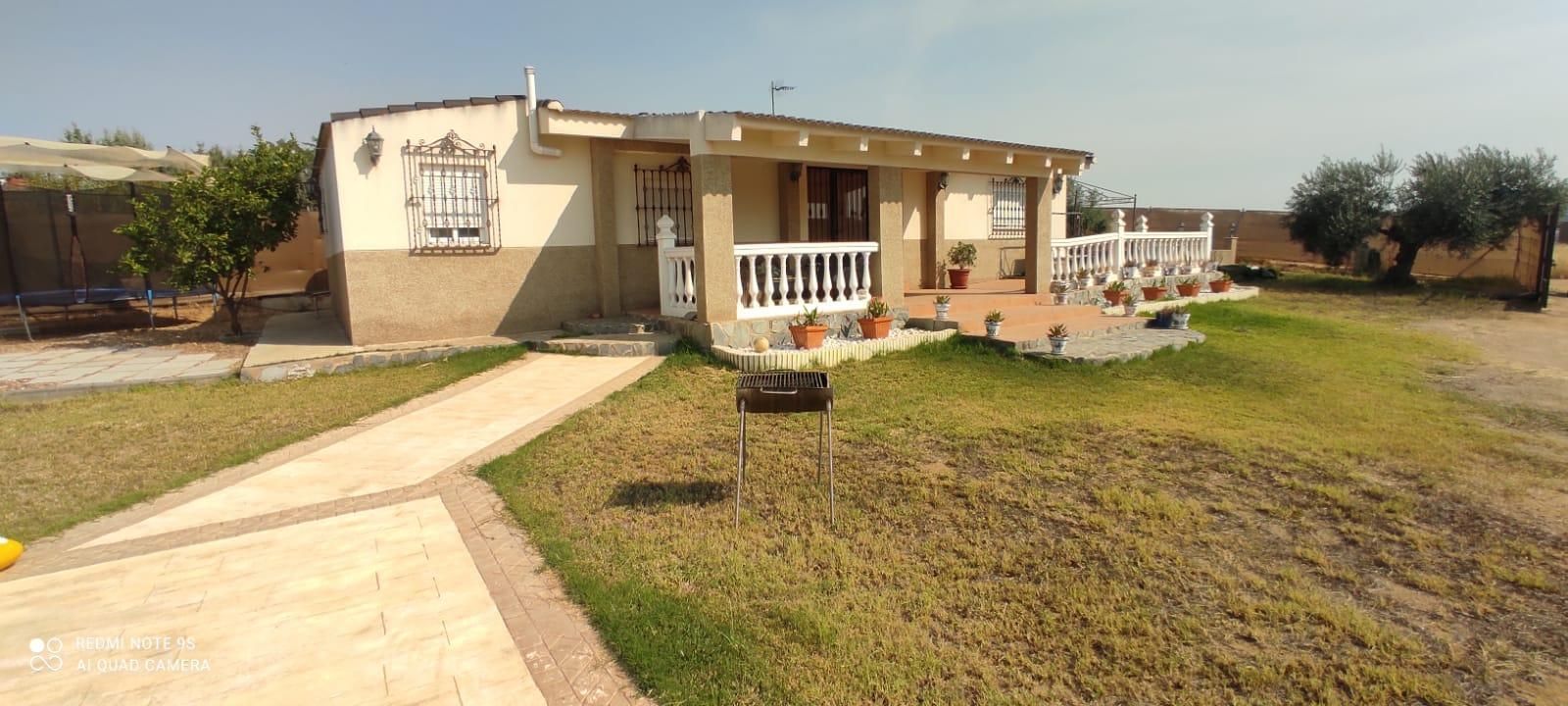 Vista exterior de Finca rústica en venda en Mérida amb Terrassa, Traster i Moblat