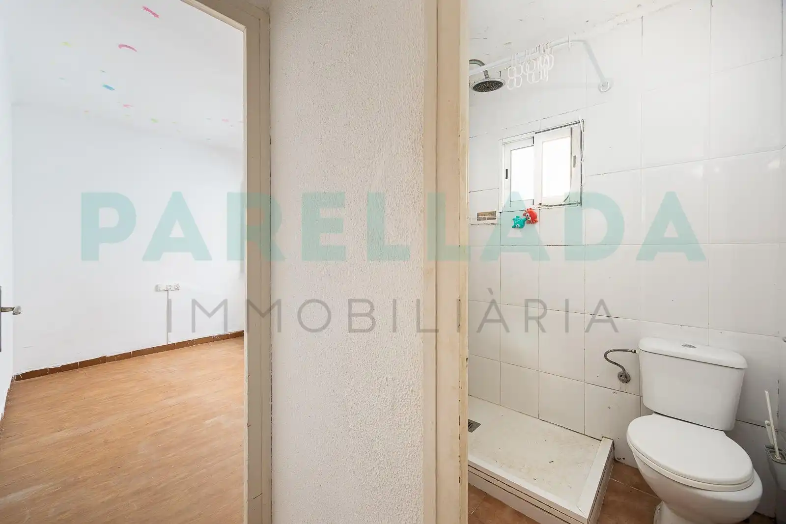 Habitación de Casa o chalet en venta en Tiana con Parquet