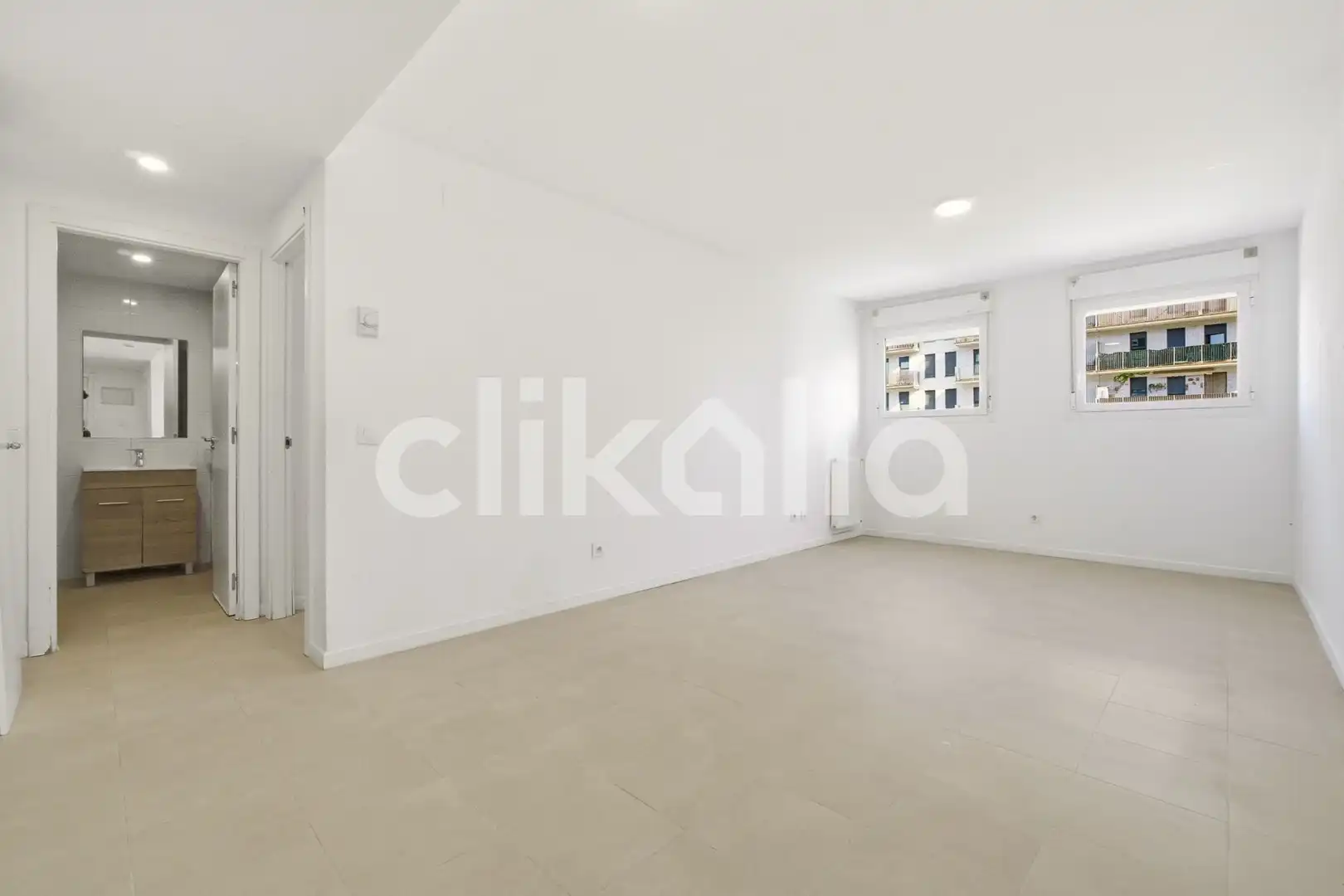 Flat for sale in Tres Cantos  with Heating, Storage room and Swimming Pool