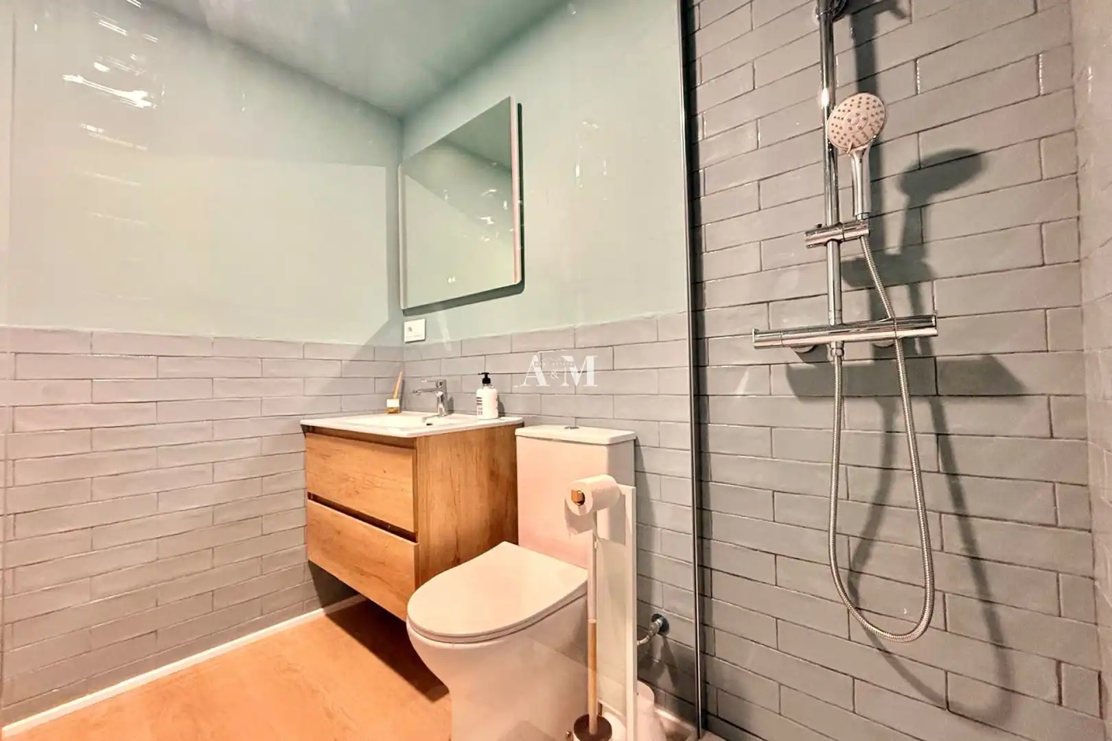 Bathroom of Houses for rent in Torrevieja  with Air Conditioner, Heating and Private garden