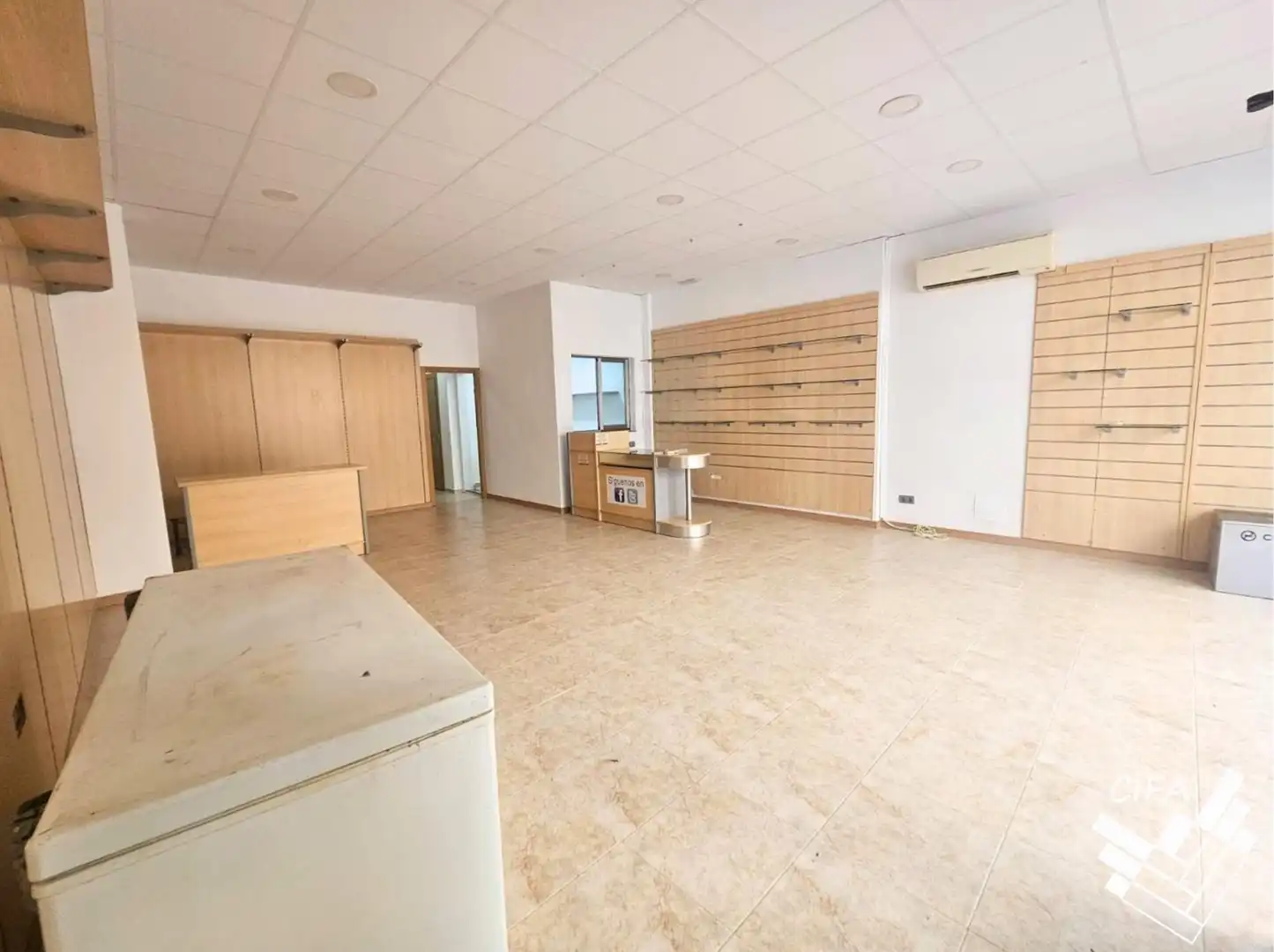Commercial properties for sale in Benicarló  with Air Conditioner