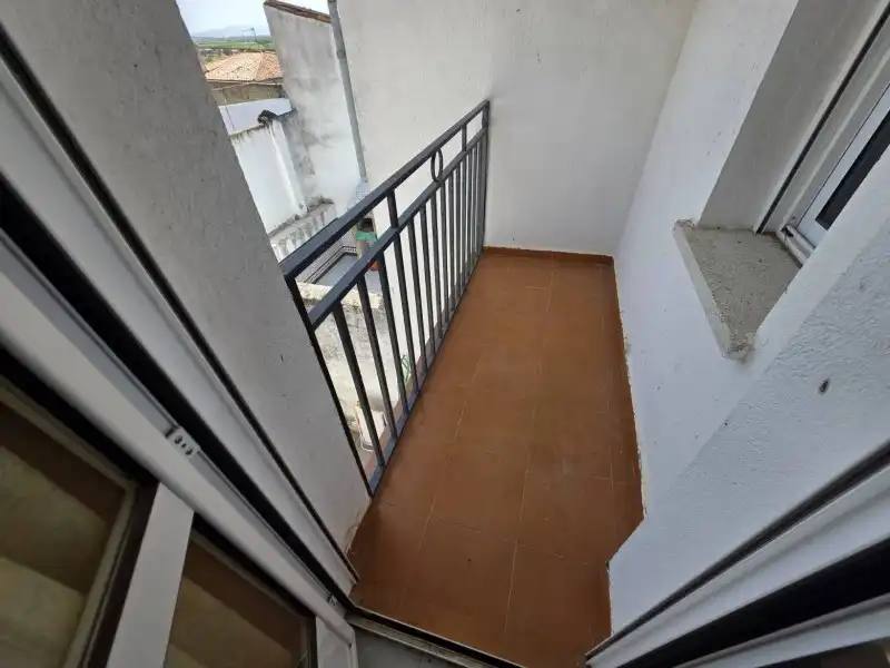 Terrassa de Casa o xalet en venda en Valdeobispo amb Aire condicionat, Jardí privat i Terrassa