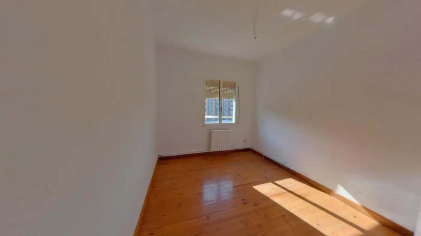 Flat for sale in SANTA ENGRACIA I / SANTA ENGRAZIA I ZEHARKALEA, Buztintxuri
