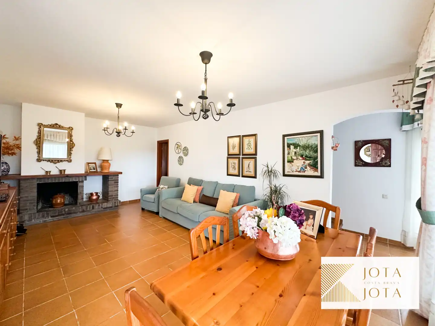 House with pool for sale in Aiguaviva Parc, imagen 9