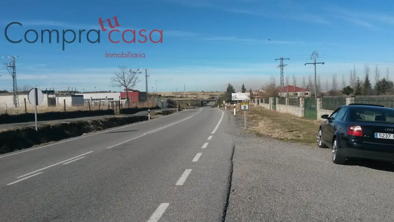 Vista exterior de Terreno industrial en venta en Palazuelos de Eresma