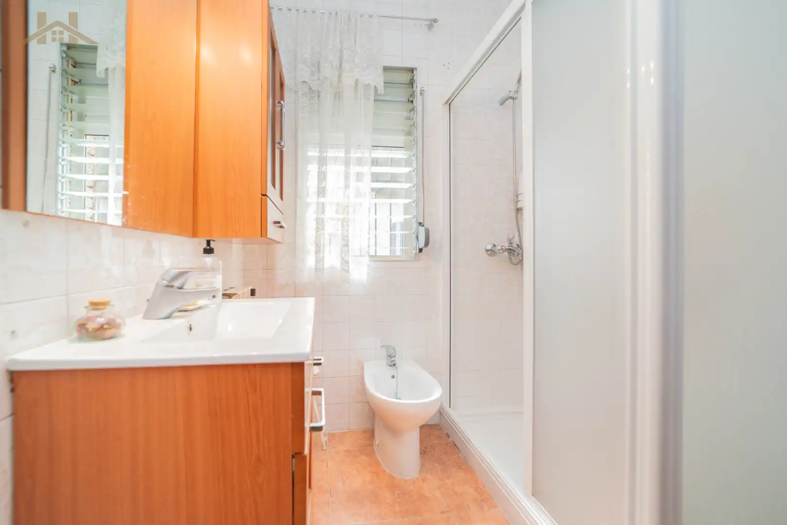 Bathroom of Houses for sale in Santa Cruz del Retamar  with Air Conditioner, Heating and Private garden