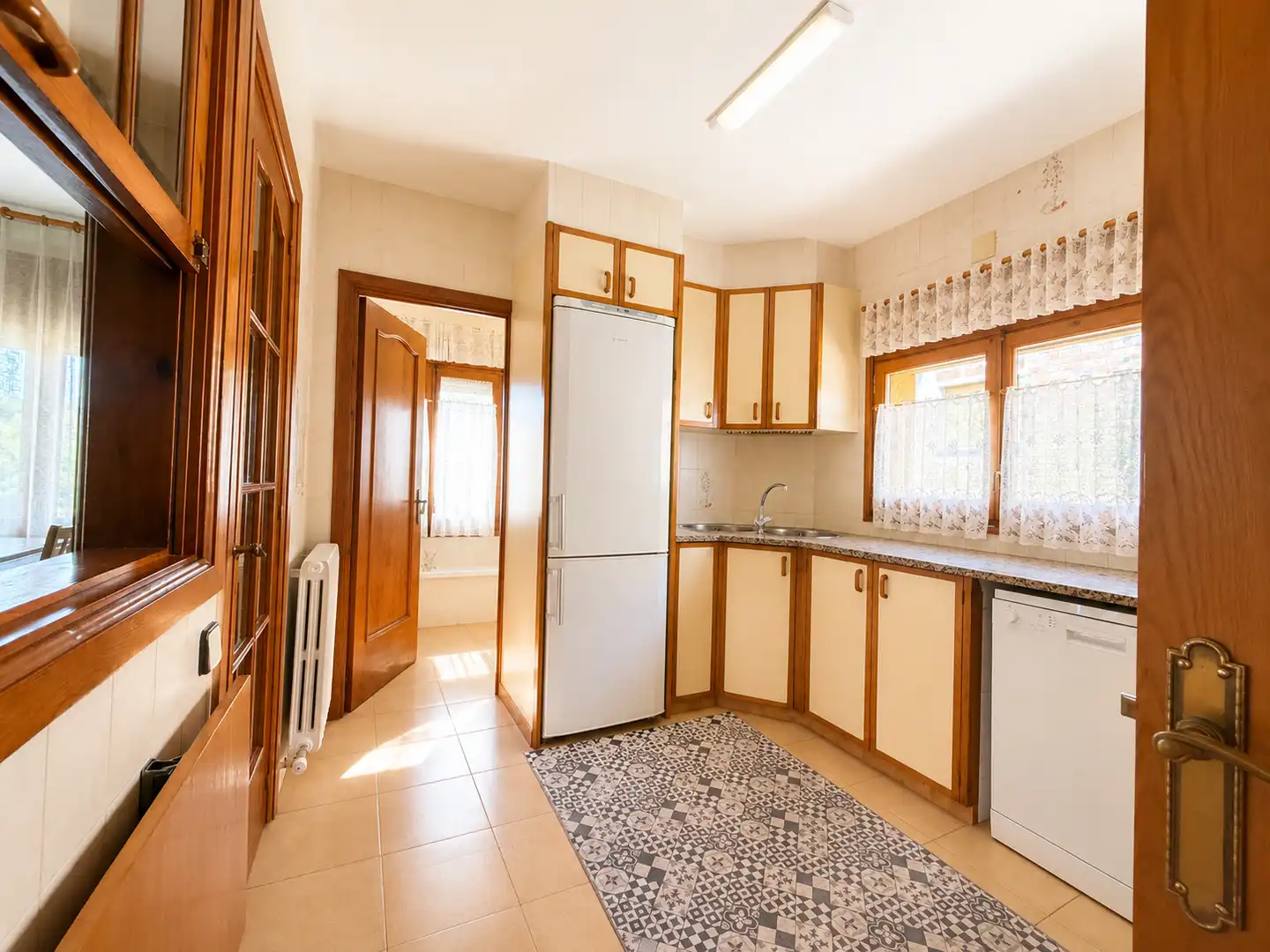 Cocina de Piso en venta en Tavèrnoles con Calefacción