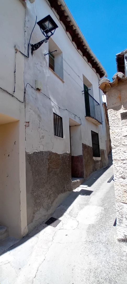 Vista exterior de Casa o xalet en venda en Pastrana amb Moblat
