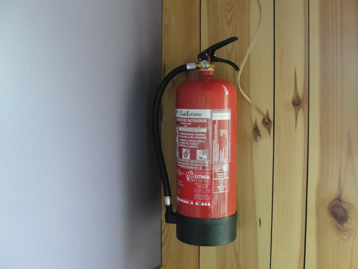 Local de lloguer en Ames amb Aire condicionat, Calefacció i Parquet