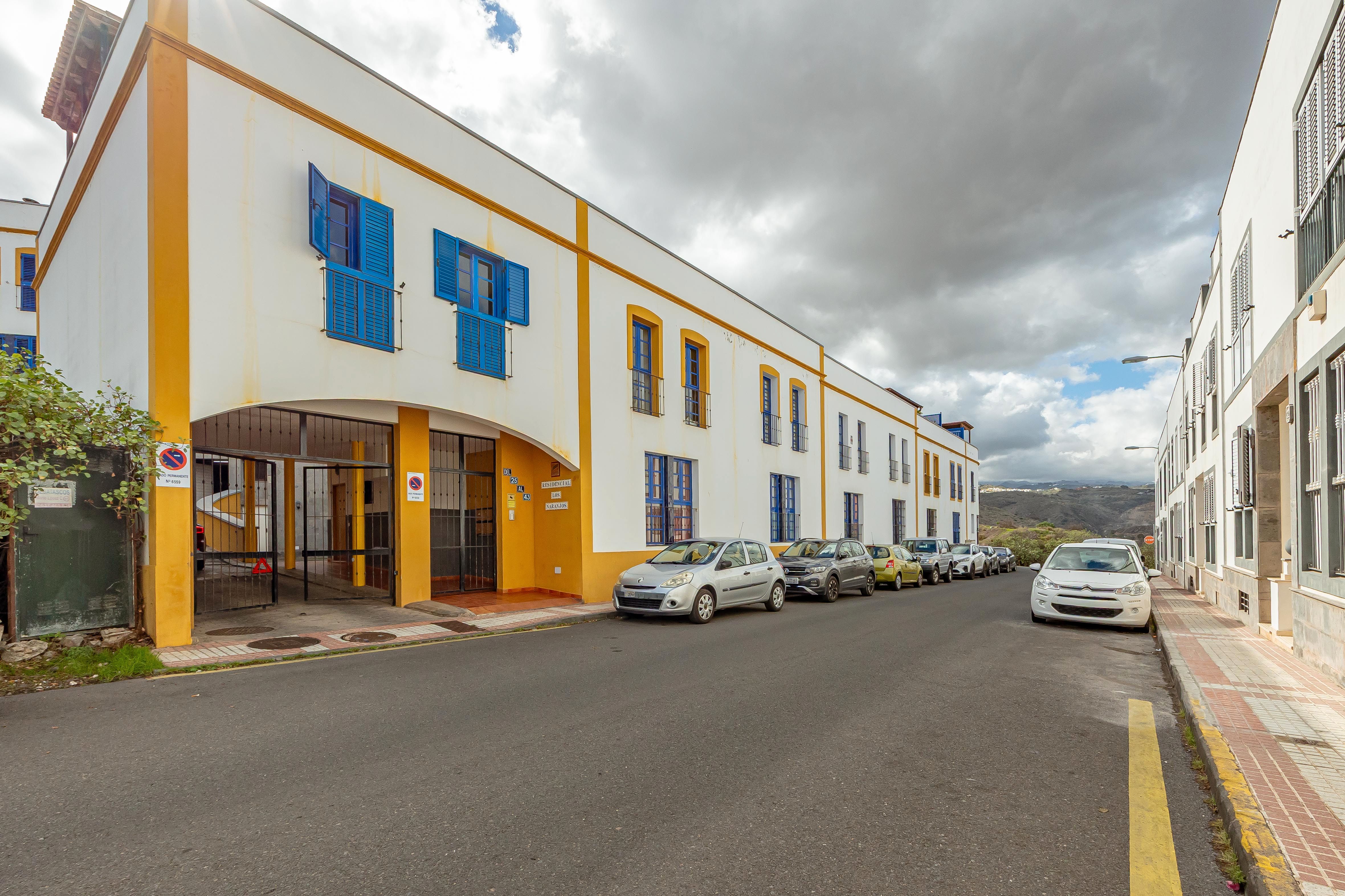 Vista exterior de Casa o xalet en venda en Las Palmas de Gran Canaria amb Terrassa i Traster