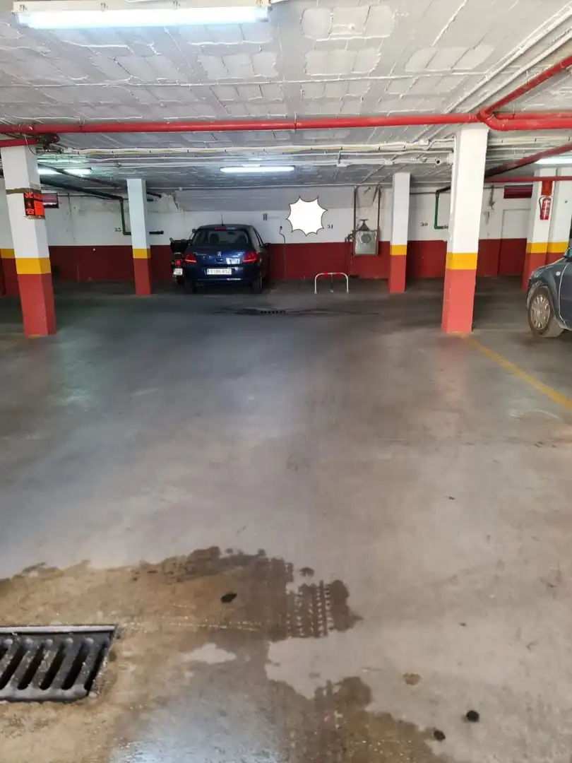 Aparcament en venda a Este - Alcosa- Torreblanca, imagen 2