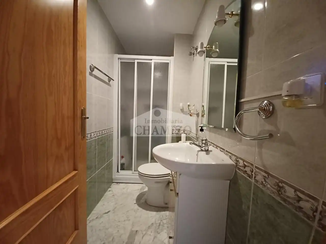 Baño de Piso en venta en Villanueva de la Serena con Aire acondicionado, Calefacción y Trastero