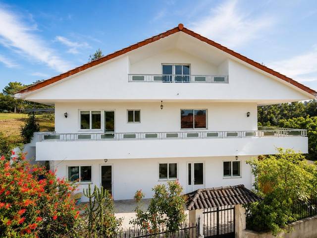 Casa-chalet en Venta en Arbo