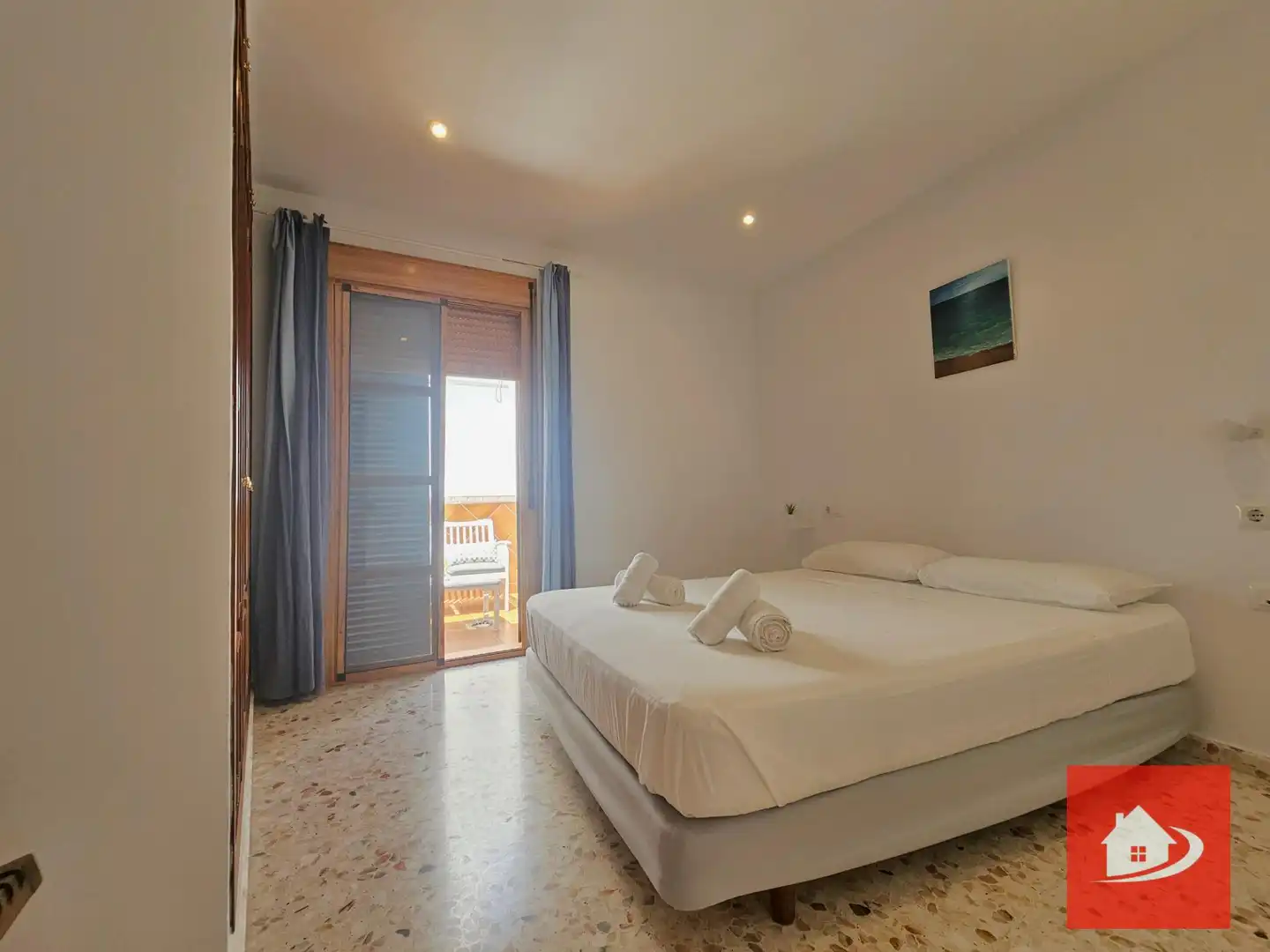 Dormitori de Casa adosada en venda en Sanlúcar de Barrameda amb Jardí privat