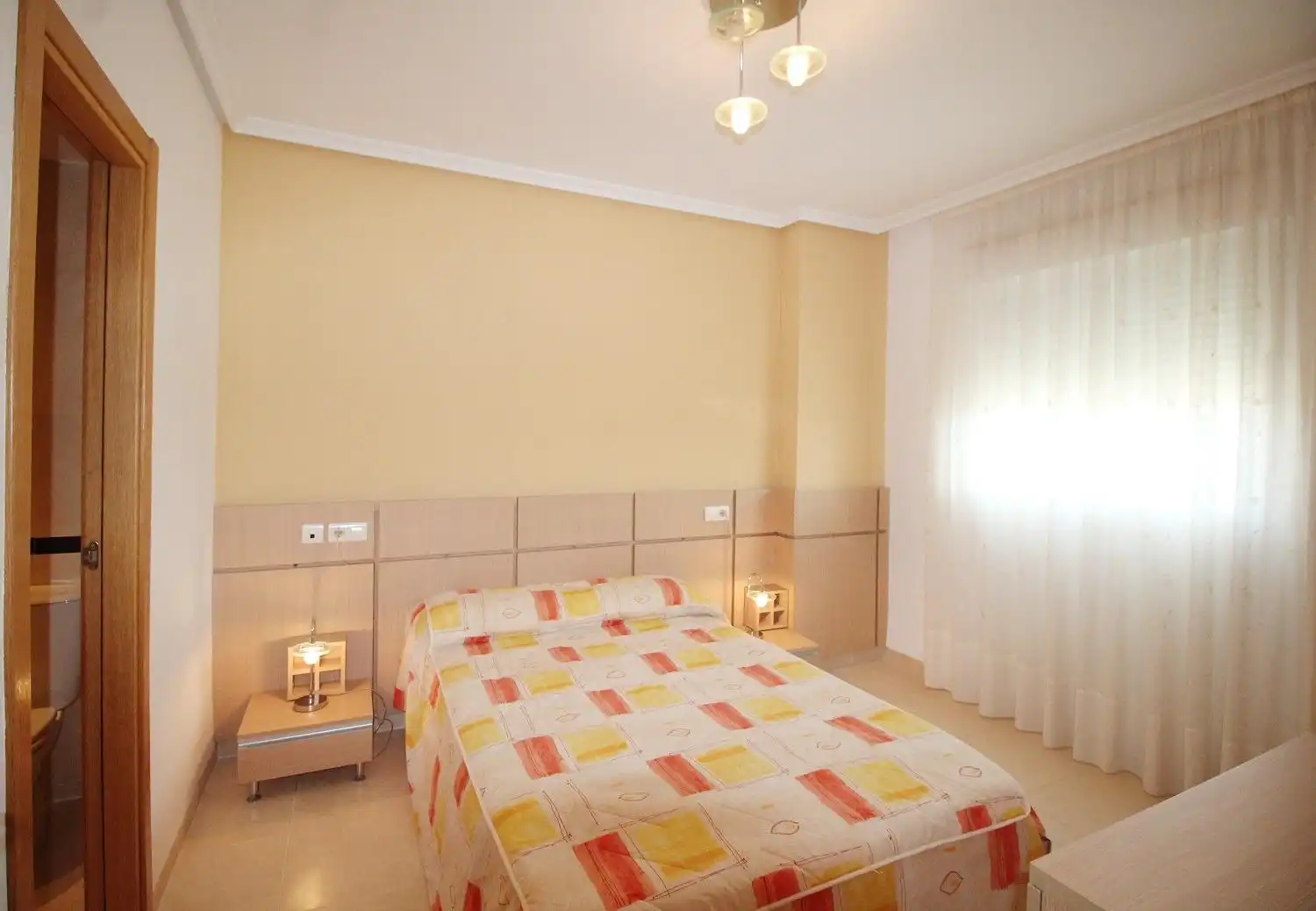 Habitación de Apartamento en venta en Oropesa del Mar / Orpesa con Aire acondicionado, Jardín privado y Terraza