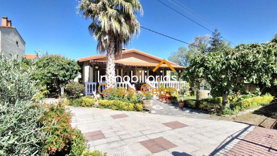 House or chalet for sale in Castañares de Rioja