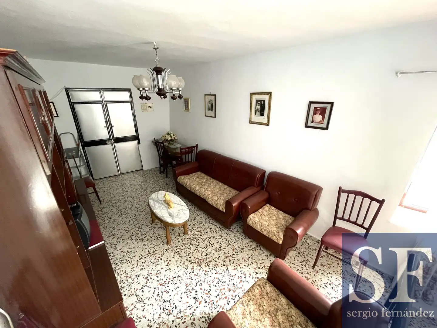 Sala de estar de Casa adosada en venta en Salares