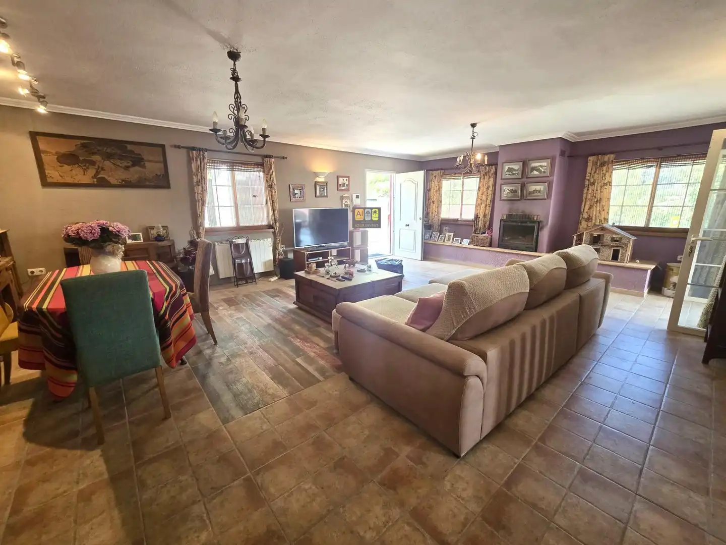 Sala de estar de Casa o chalet en venta en La Nucia con Aire acondicionado, Jardín privado y Terraza