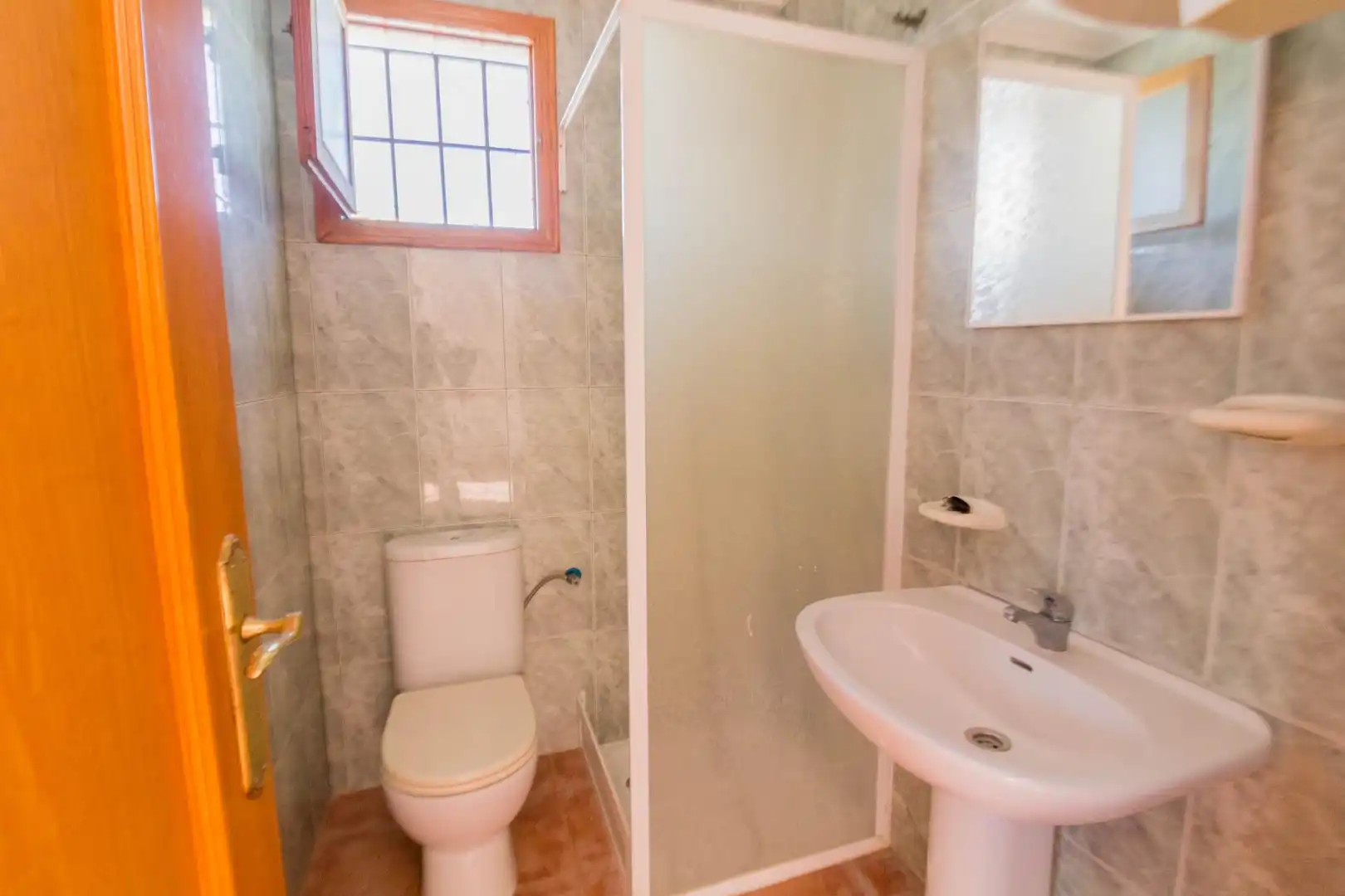 Bany de Casa o xalet en venda en Orihuela amb Jardí privat i Terrassa