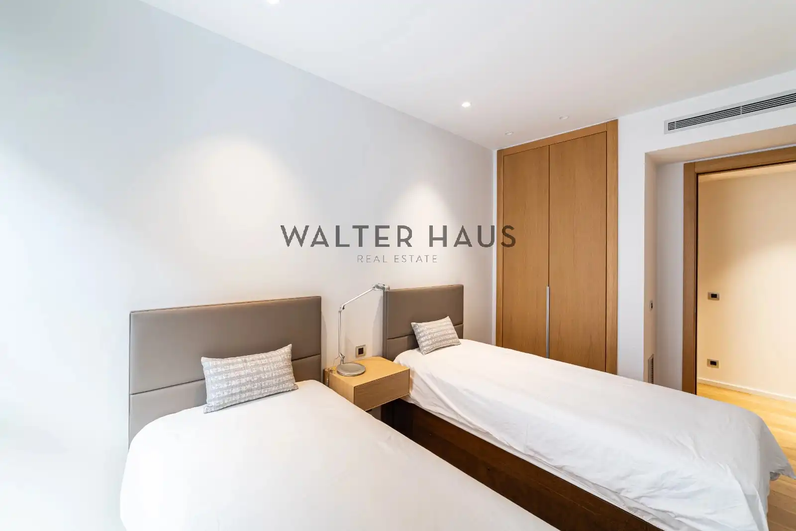 Flat with pool for sale in Plaza de San Juan de la Cruz, imagen 32