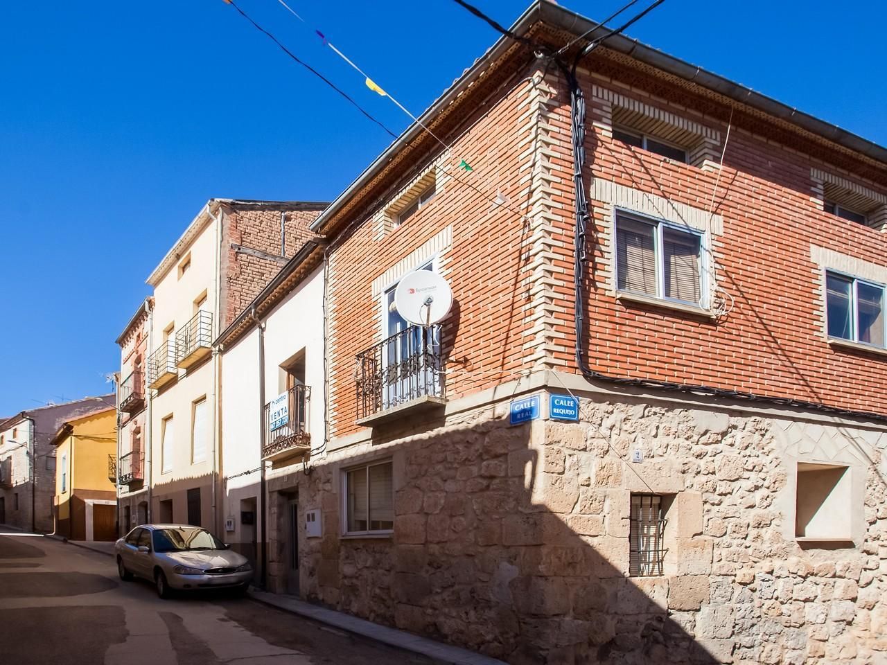 Exterior view of House or chalet for sale in San Martín de Rubiales  with Terrace and Balcony