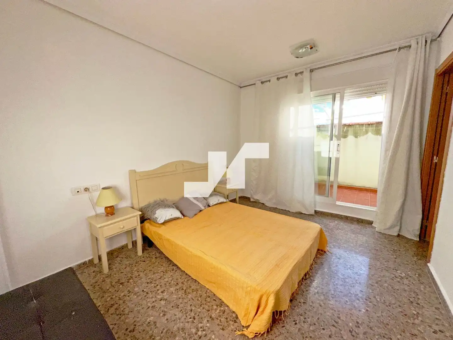 Habitación de Dúplex en venta en Vila-real con Terraza y Amueblado