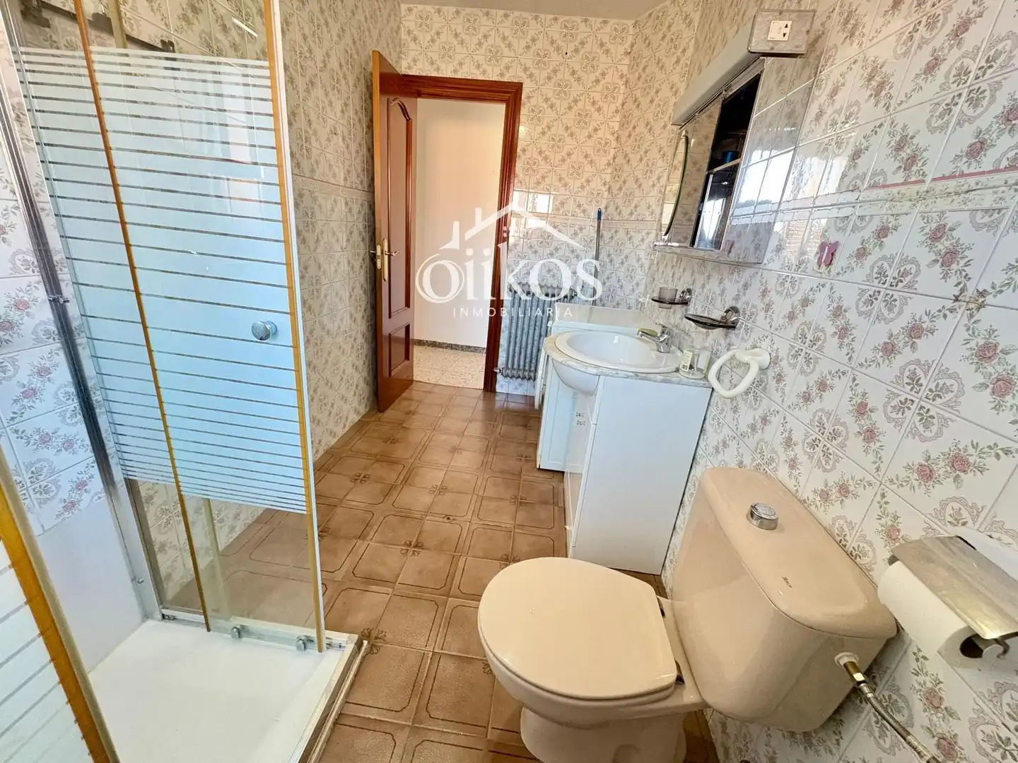 Baño de Ático en venta en Salamanca con Calefacción, Terraza y Balcón