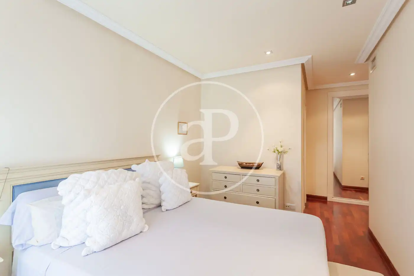 Schlafzimmer von Wohnung zum Verkauf in Majadahonda mit Klimaanlage, Heizung und Privatgarten