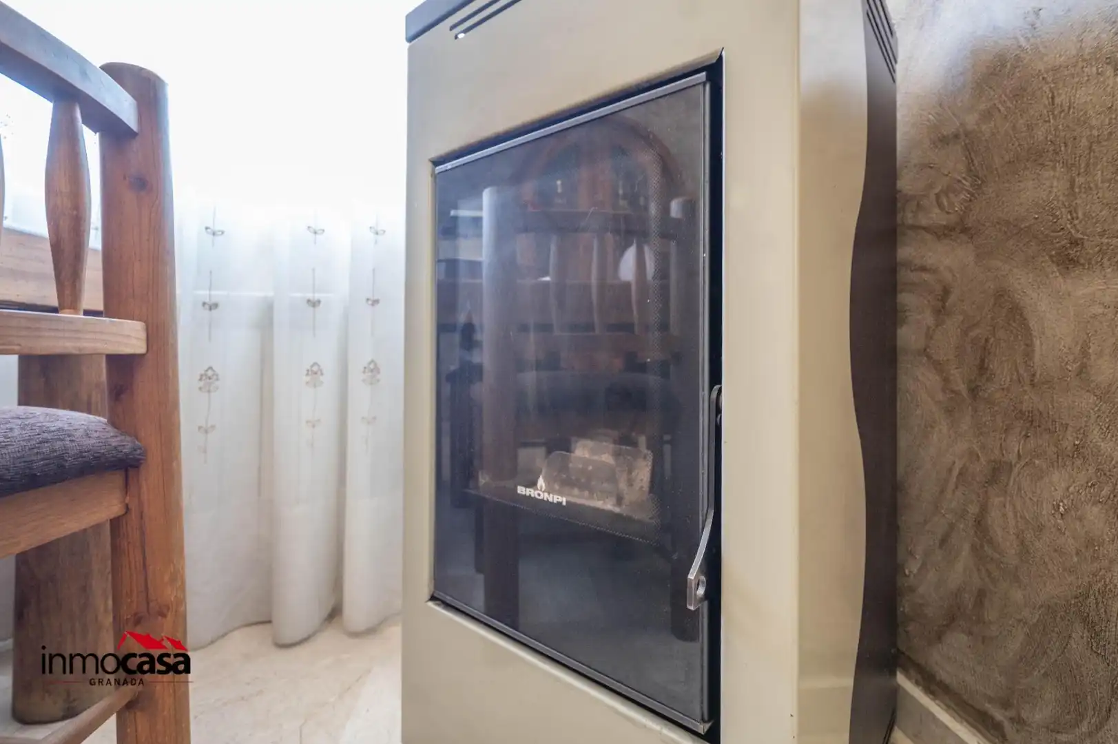 Baño de Casa adosada en venta en Jun con Aire acondicionado, Jardín privado y Piscina