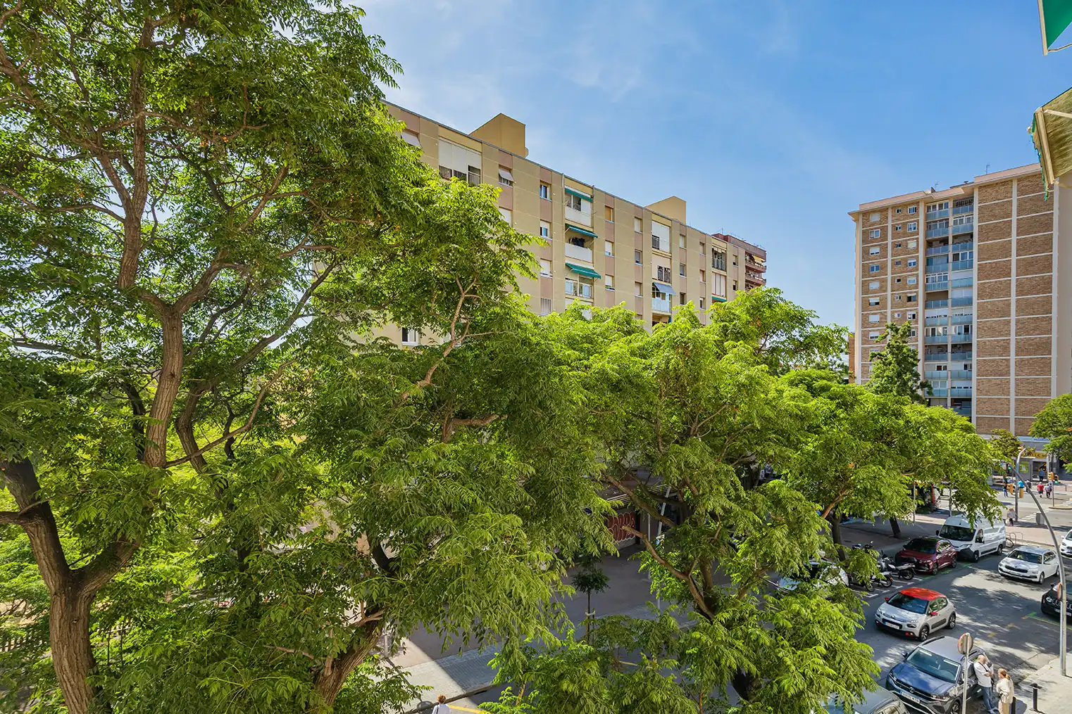 Vista exterior de Piso en venta en Barcelona con Aire acondicionado, Calefacción y Horno