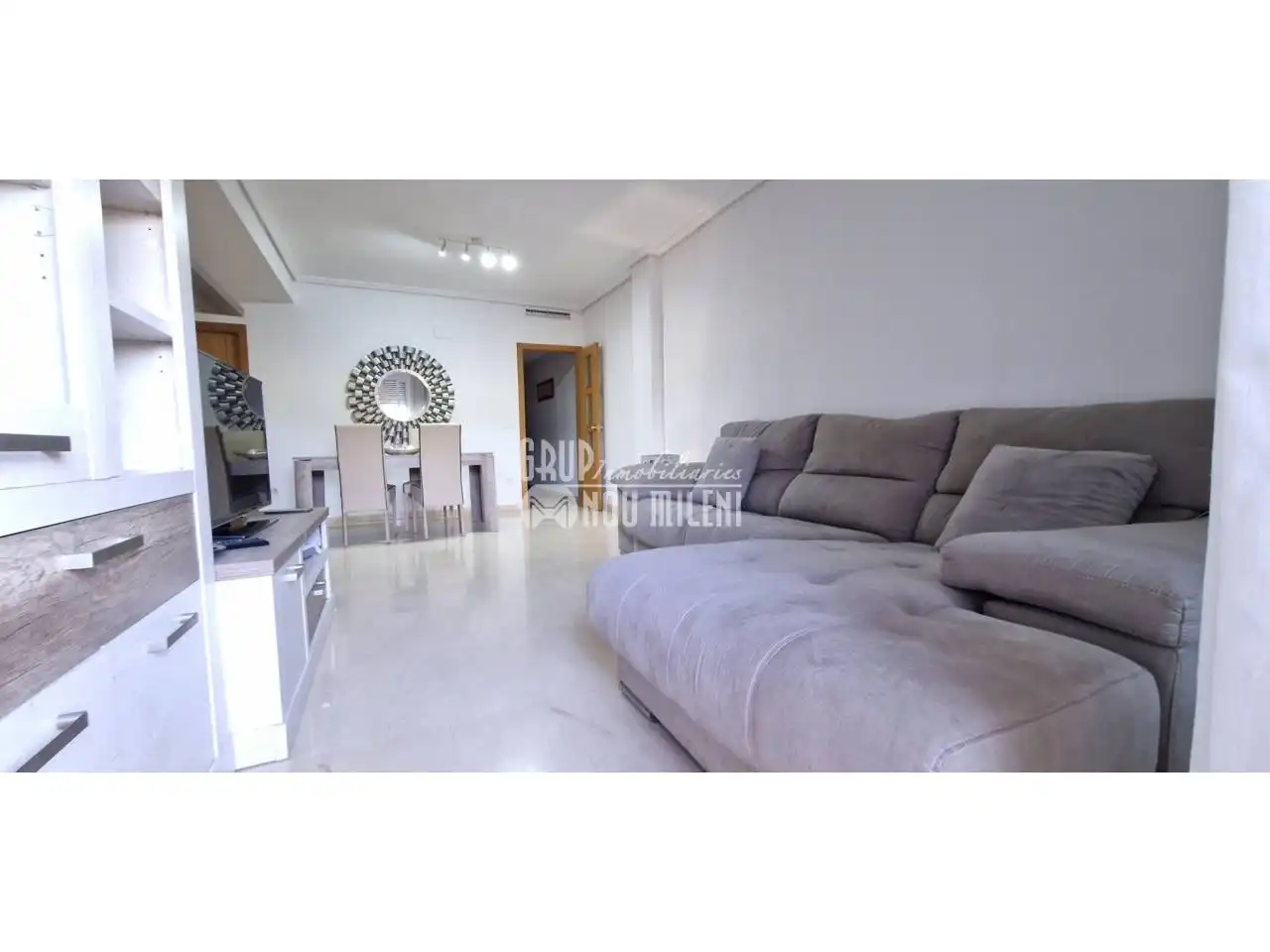Außenansicht von Wohnung zur Miete in Massanassa mit Klimaanlage, Terrasse und Möbliert