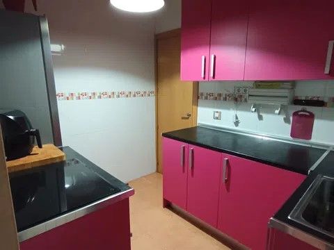 Cuina de Pis en venda en Parla amb Aire condicionat i Terrassa
