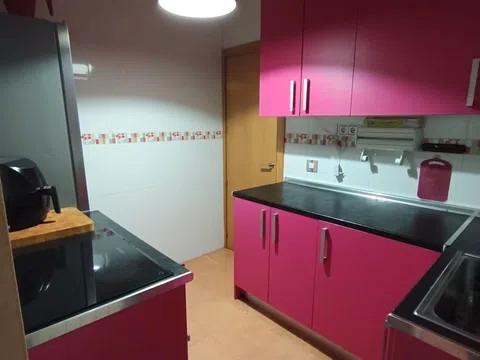 Foto 1 de Pis en venda a Reyes, Madrid