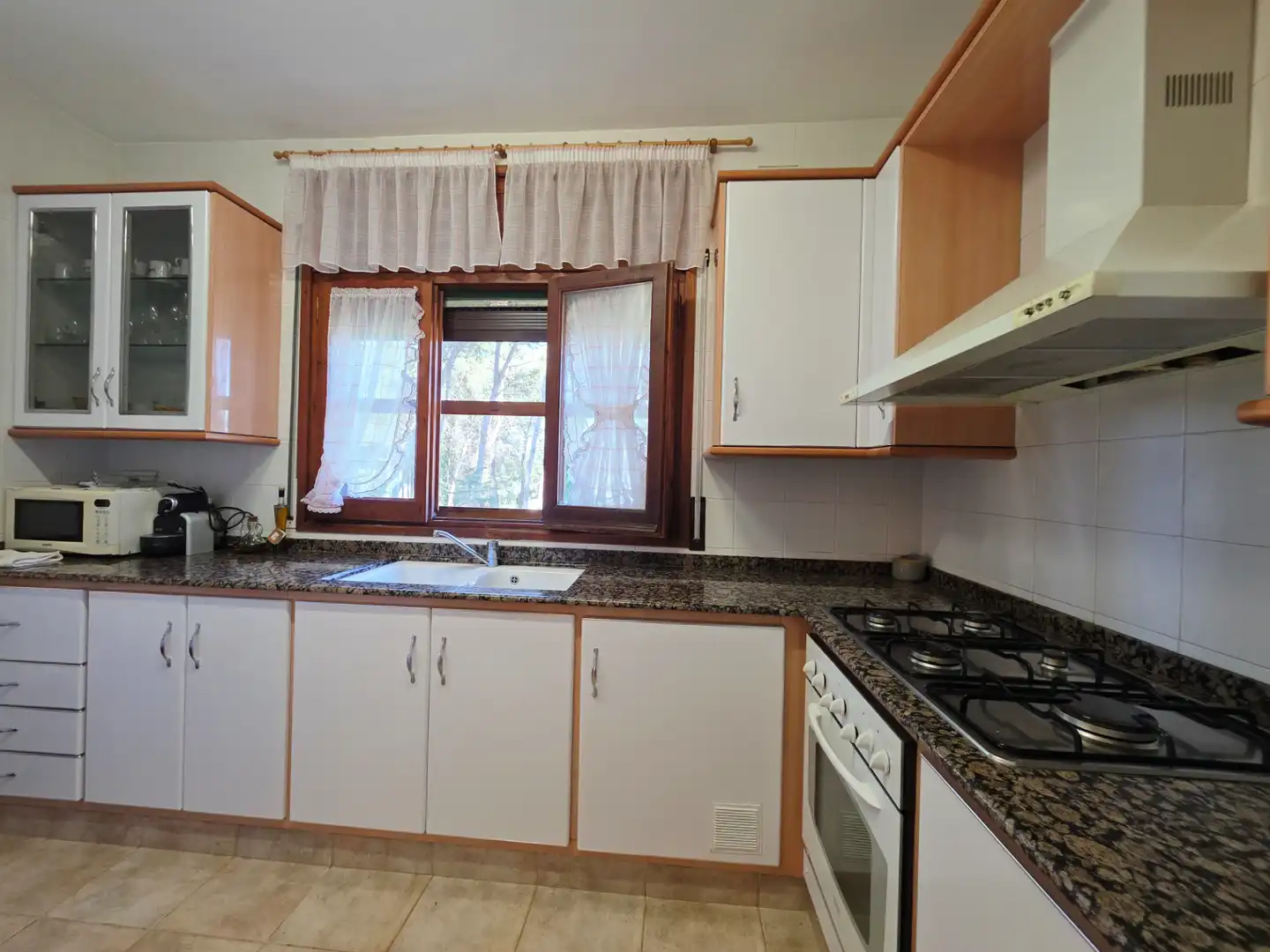 Cocina de Casa o chalet en venta en Vallirana con Calefacción, Terraza y Piscina