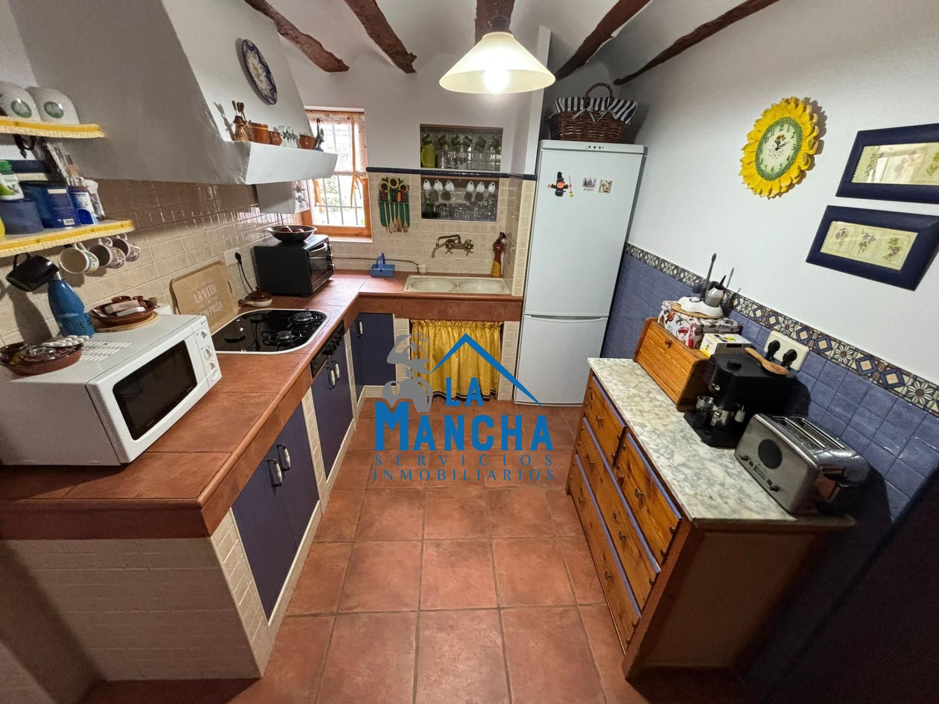 Cuina de Casa o xalet en venda en  Albacete Capital amb Aire condicionat, Calefacció i Jardí privat