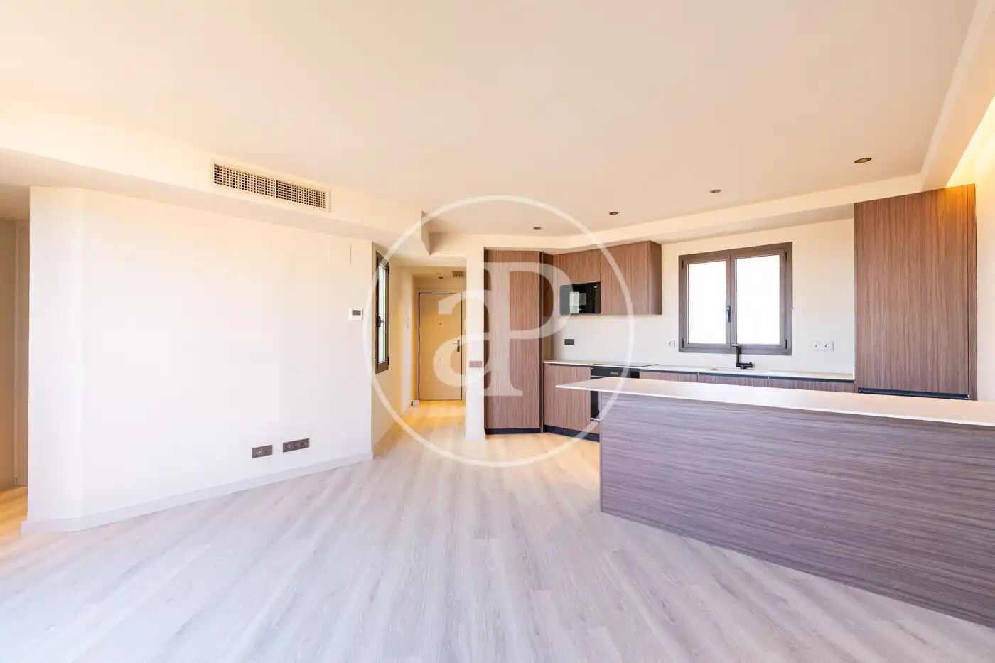 Penthouse with terrace for sale in Carrer de Provença, imagen 3