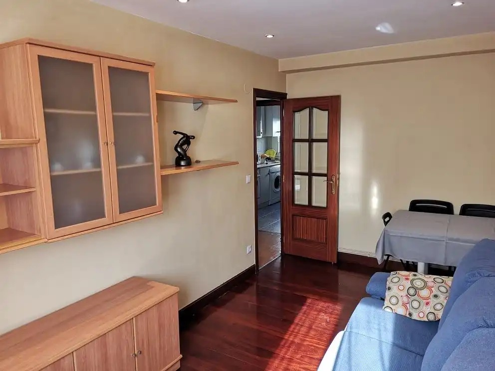Sala de estar de Piso de alquiler en Pasaia con Calefacción, Parquet y Amueblado