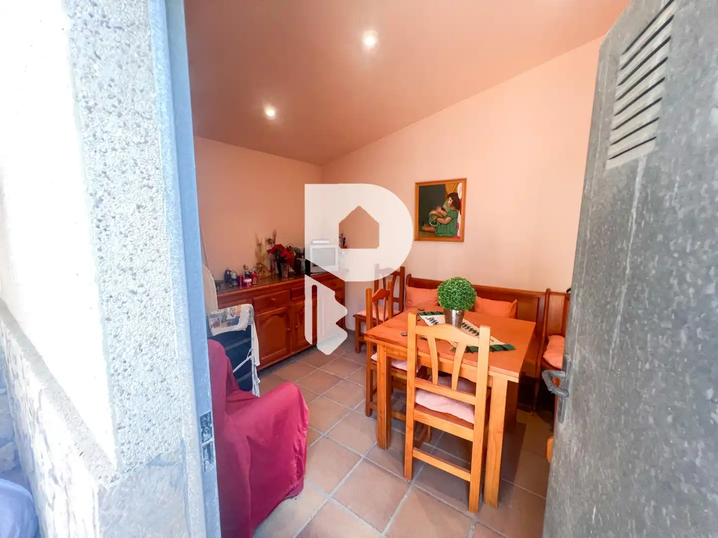 Menjador de Casa o xalet en venda en Vallirana amb Aire condicionat, Calefacció i Jardí privat