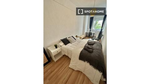 Photo 5 of Flat to share in Gaztambide, Madrid